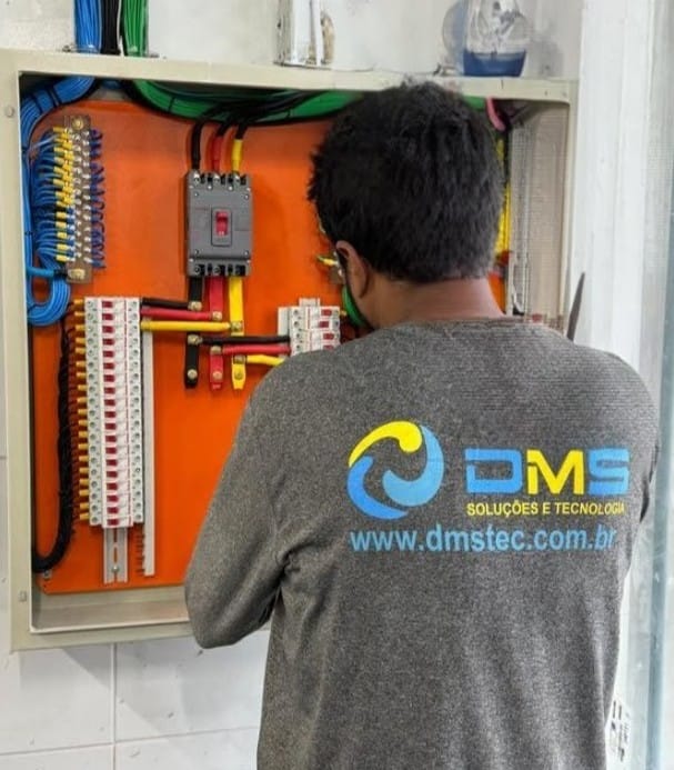 Serviços Elétricos